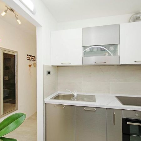Split Symphony Garden: Modern, New Apartment Εξωτερικό φωτογραφία